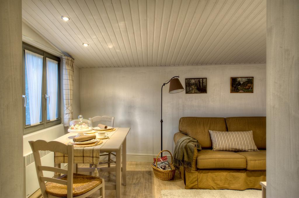 Under Oaks Hotel Westmalle ภายนอก รูปภาพ